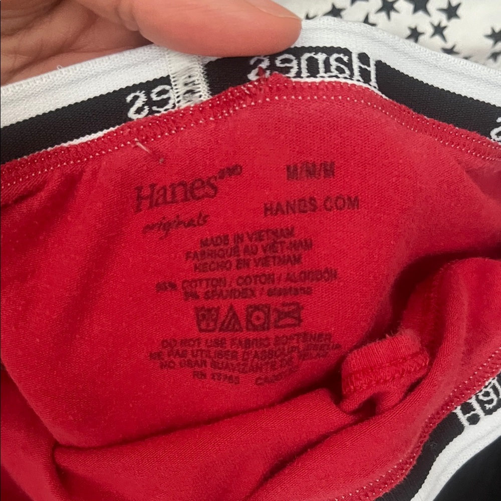 Hanes Women's Briefs in Black, Tan, Red, and Gray - 6 Pack - Picture 2 of 2